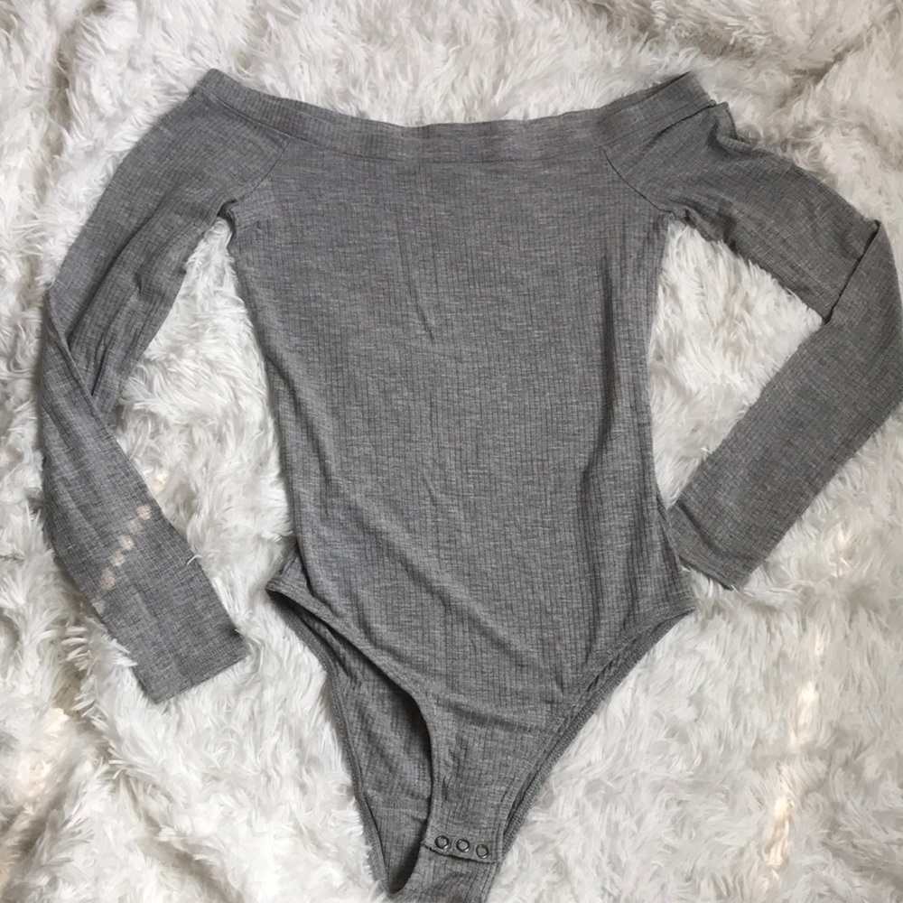 Gray Hollister Ribbed Off the Shoulder Bodysuit
